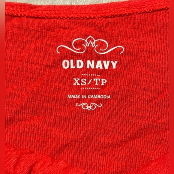 Old Navy Twisted Neckline Shirt - Picture 5 of 6